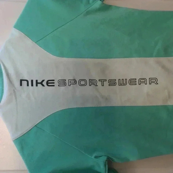 Nike Sportswear Street Short Sleeve Crop Top Cropped Top - Picture 9 of 9